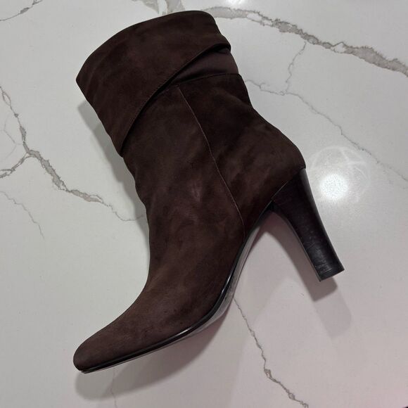 Women's Nine West Pegeen Pull On Ankle Boots Booties Shoes Size 8M Brown Suede - Picture 4 of 15